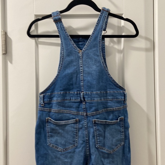 OshKosh B'Gosh girls 14 denim overalls 💕 adorable and great condition! - Picture 10 of 11